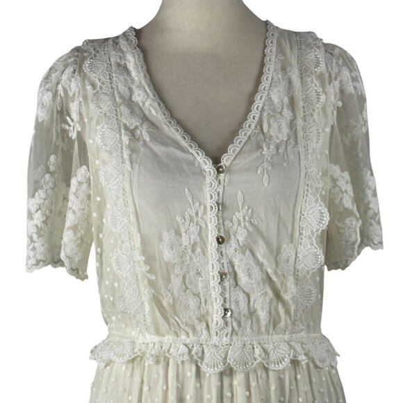 NWOT Carly Jean Los Angeles Ivory Lacy V-Neck Junie Dress Size Medium - Picture 4 of 15